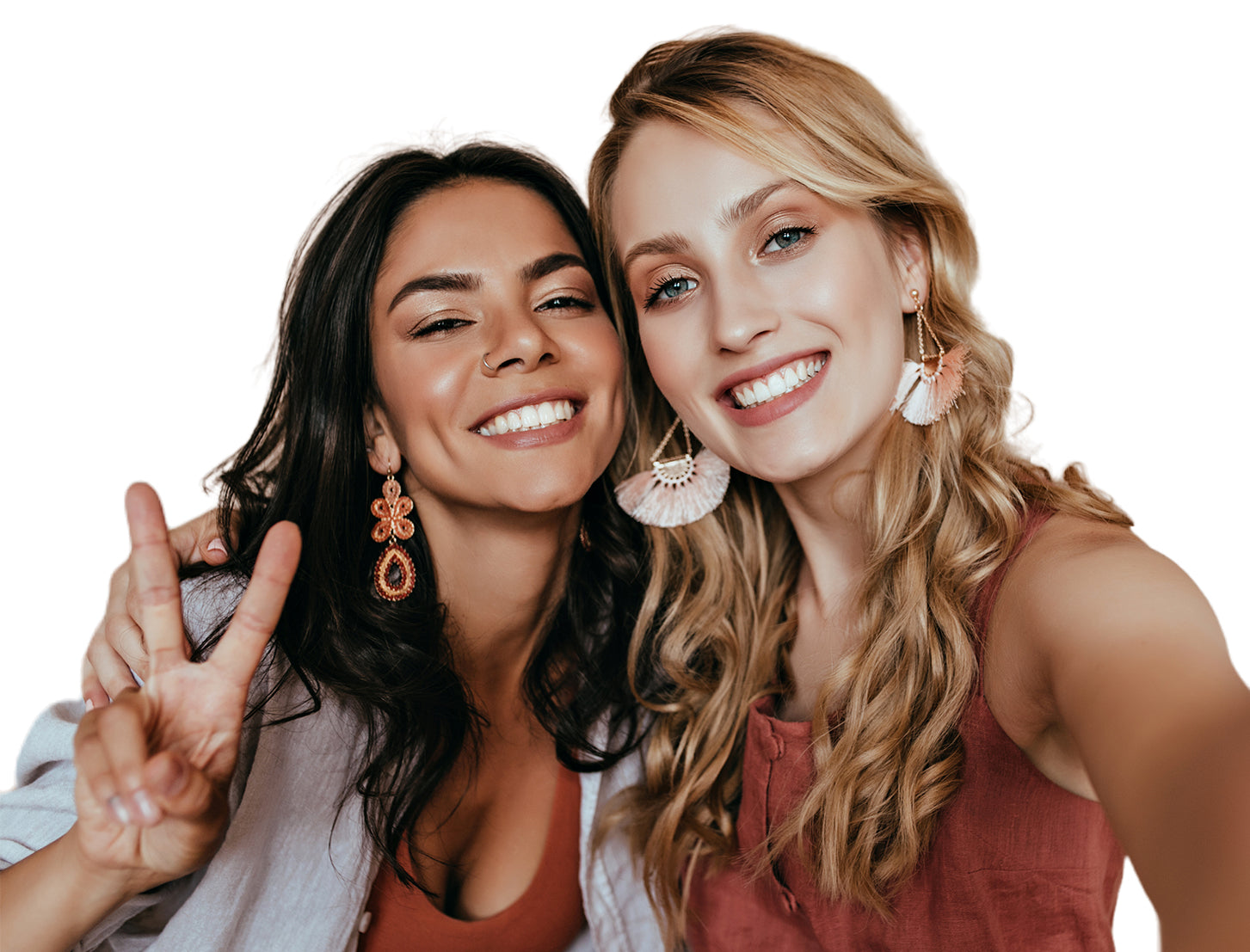 Photo of two woman that used a heatless hair curler to get amazing curly hair